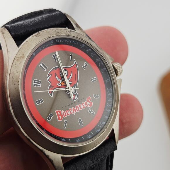 Sportim Tampa Bay Buccaneers Logo Watch Black Red NFL Football Fan Game Day - Picture 3 of 6